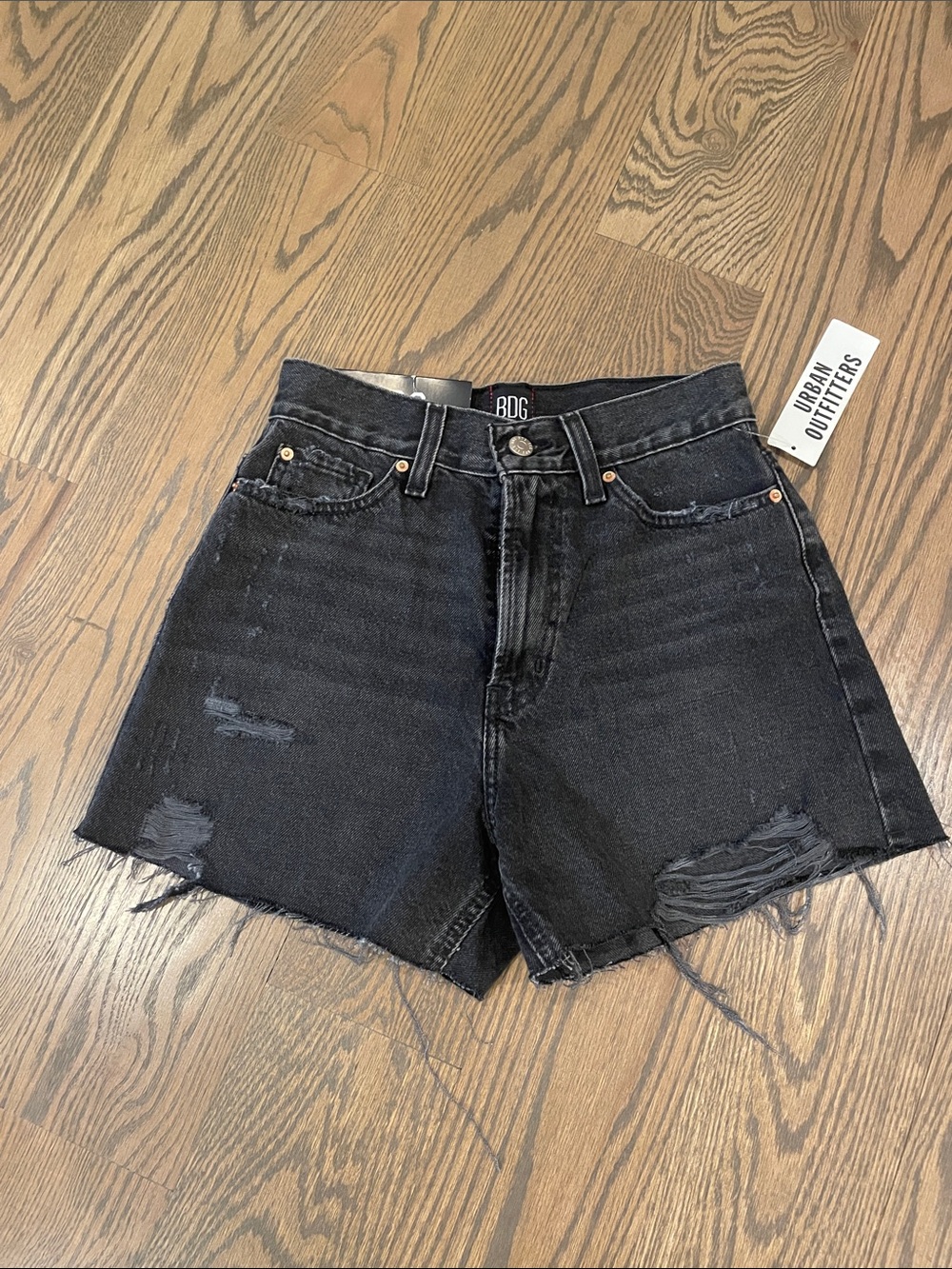 BDG NWT Black Distressed High-Rise Jean Shorts, Size 25